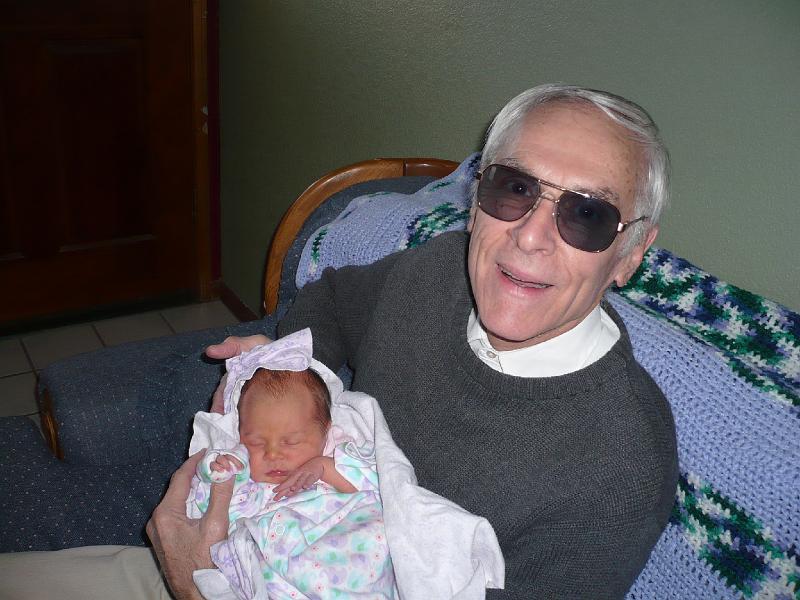 Hailee3rd24 003.jpg - Grandpa Mel